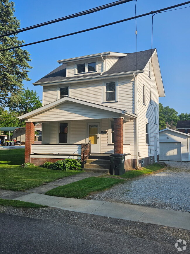 Building Photo - 1010 Washington Ave Rental