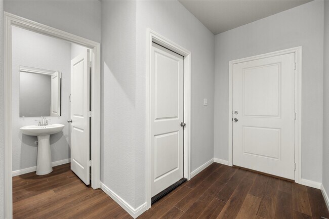 Photo - 4933 Dalhart Dr
