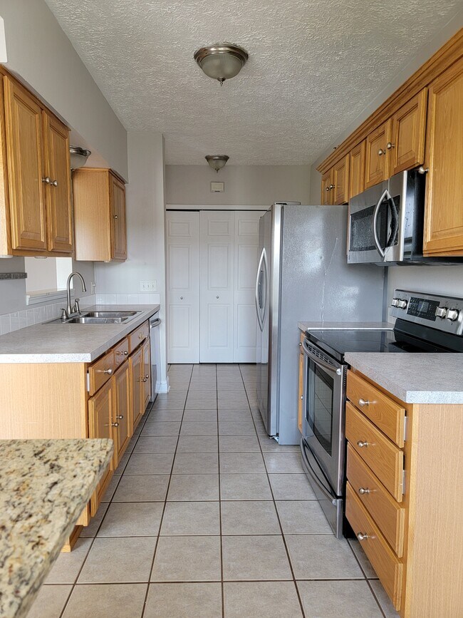 3738 Riverbed Ln SE Condo Unit 9 Condo for Rent in Caledonia, MI