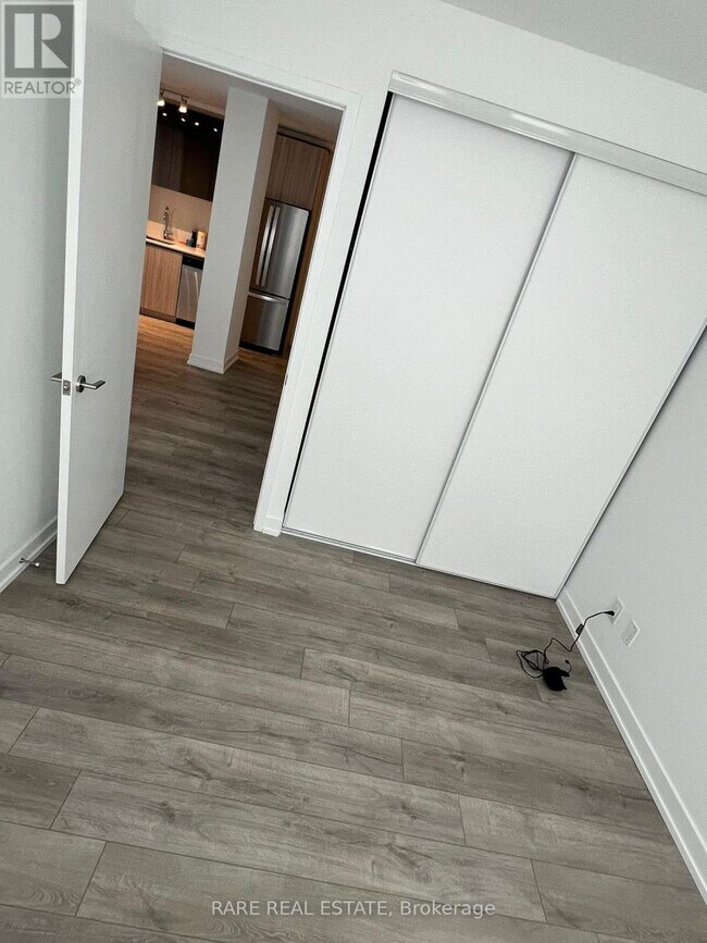 Photo - 3100 Keele St Unit 433