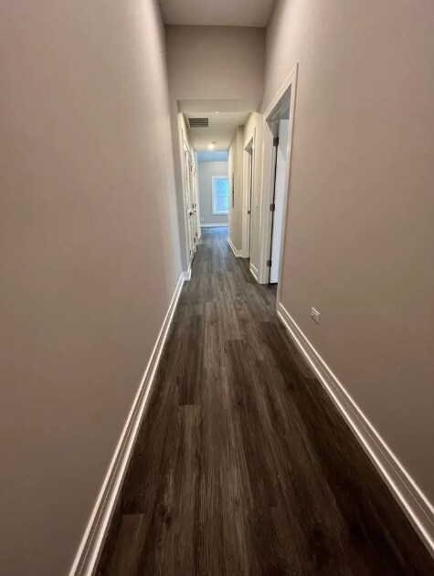 4851 N Claremont Ave Unit 205