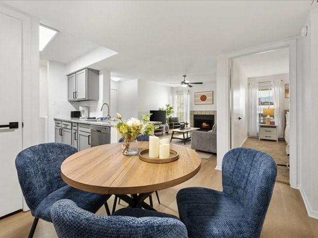 Aspen Court Apartments