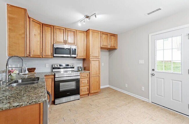 Photo - 5340 Big Bass Dr