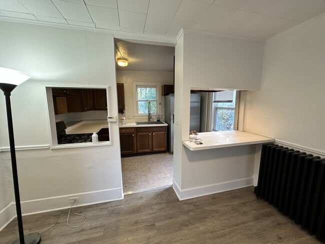 Photo - 409 Castle St