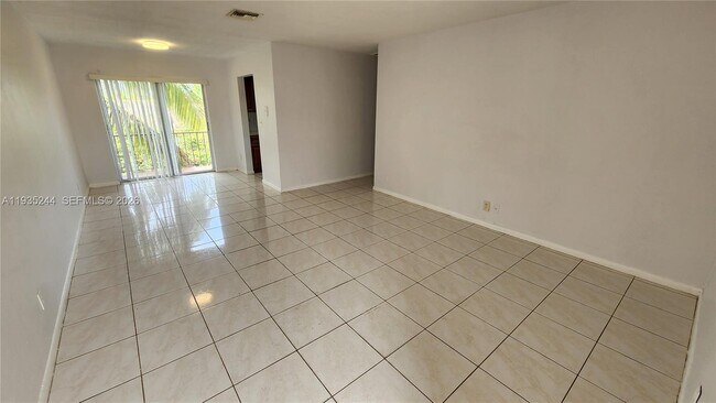 Photo - 3090 Coral Springs Dr Unit 6