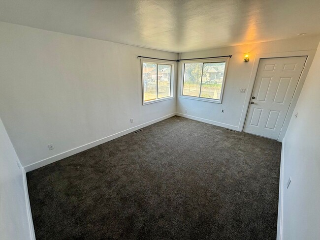 Photo - For Rent: 2 Bedroom, 1 Bathroom Home with Garage and Large Yard