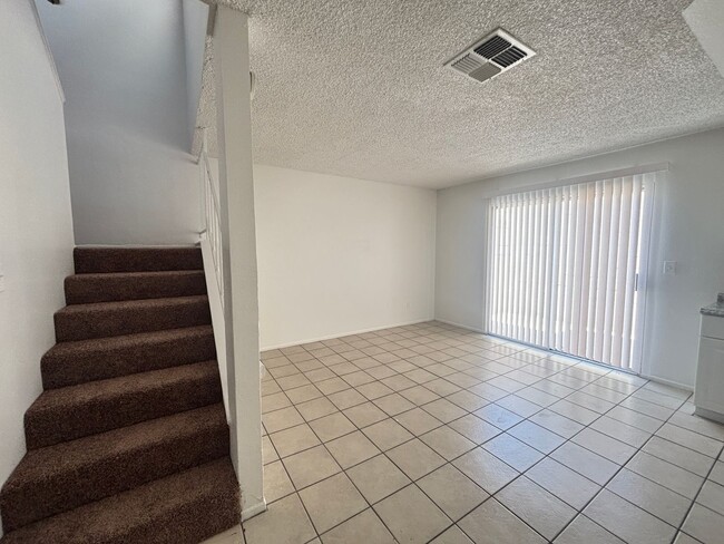Photo - East Palmdale Townhouse