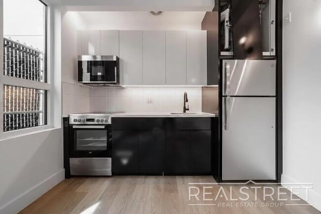 Photo - STUNNING STUDIO | PERFECT STARTER APARTMENT -Skyline Views-Full amenity building-Stainless steel kit Unidad 2D