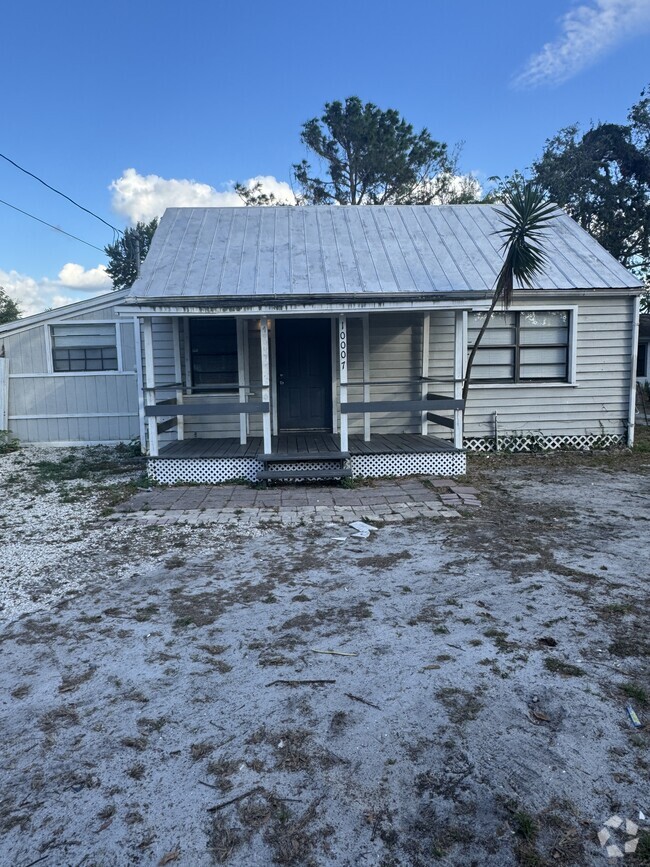 Building Photo - 10007 N Arden Ave Rental