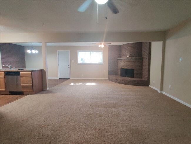 Photo - 1003 Dyche Ln