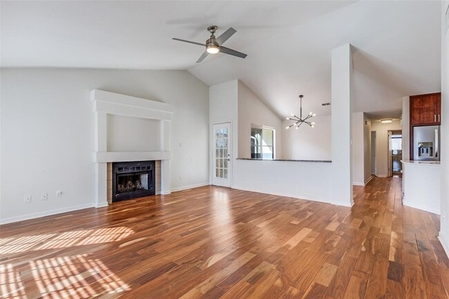 Photo - 12404 Thompkins Dr