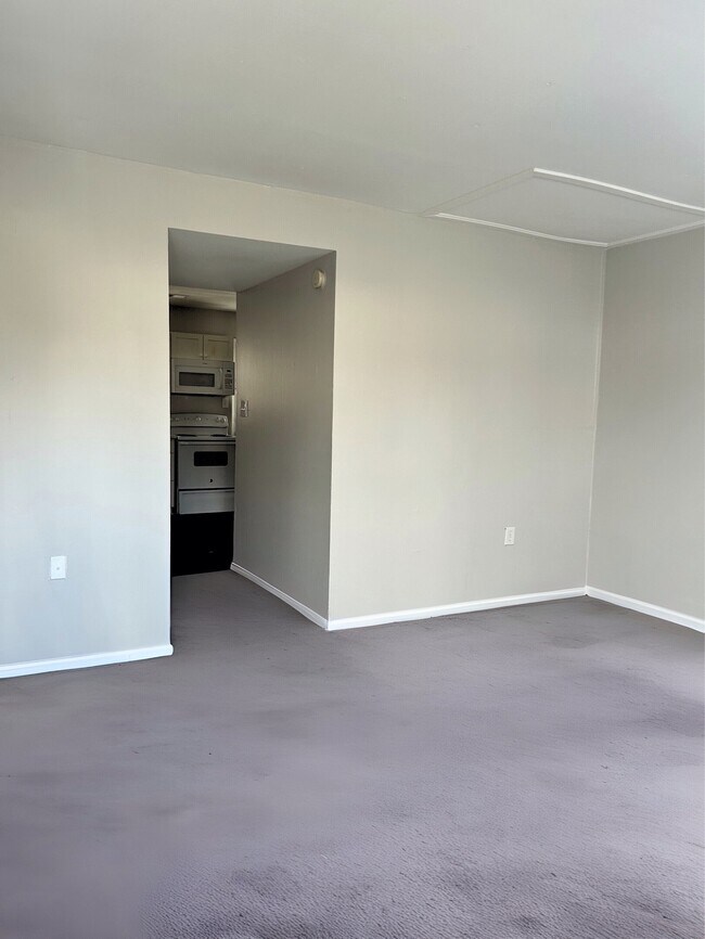 Photo - 1061 Filbert St