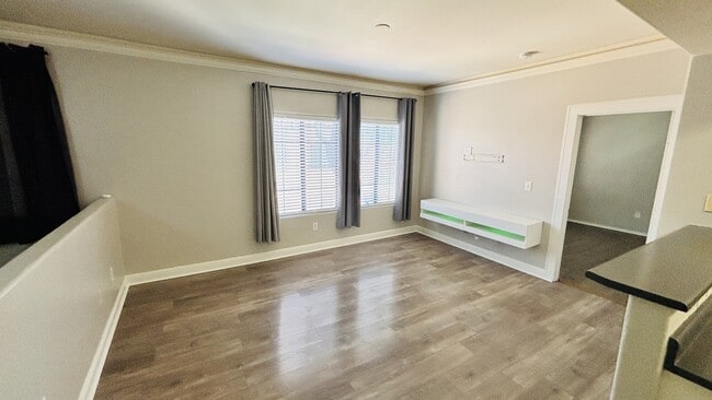 Photo - 2171 Hussium Hills St