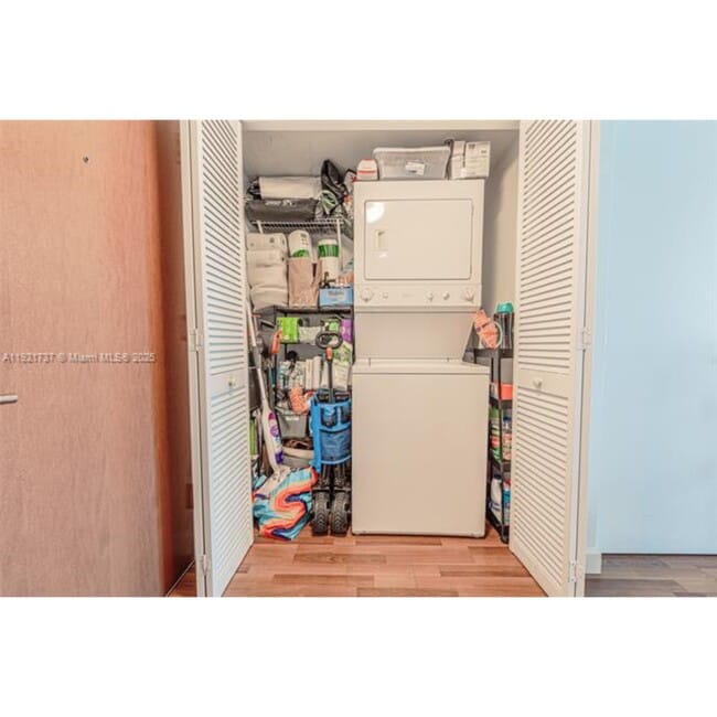 Photo - 31 SE 5th St