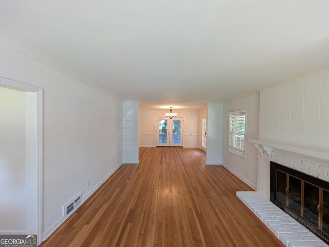 2481 Trailmark Dr
