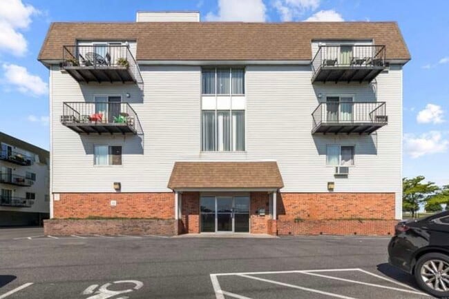 Photo - 115 Short Beach Rd Unit 210