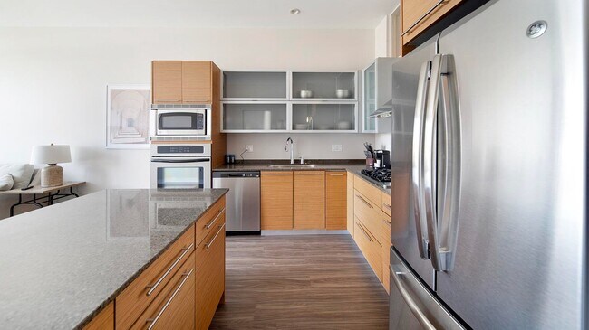 Photo - 1177 W Madison St