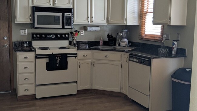 Photo - 16783 E Hialeah Ave