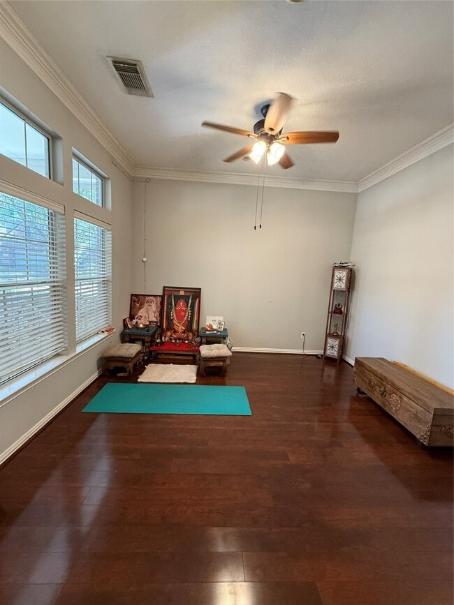 Building Photo - 814 Spring Mist Ct