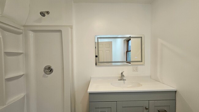 Photo - 607 N Hoffert St