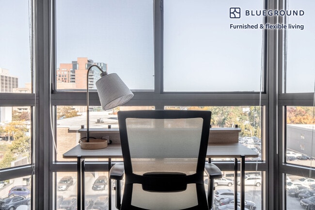 Photo - 7707 Wisconsin Ave Unidad FL8-ID723