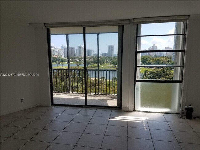 3475 N Country Club Dr Unit 805