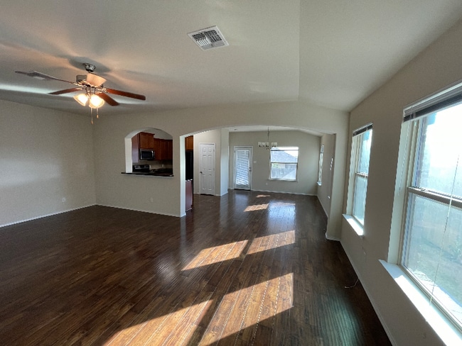 Photo - 2720 Samson Dr