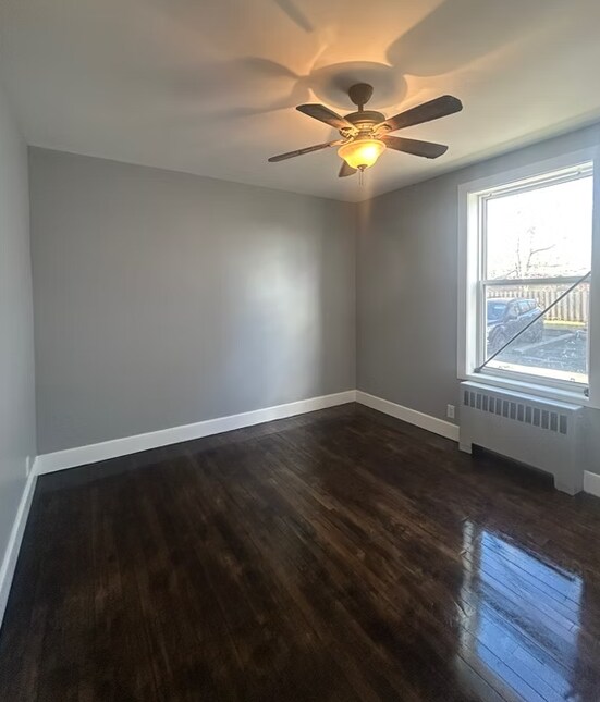 Photo - 354 Pine St Unité 2