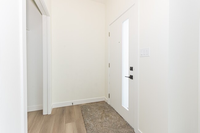 Photo - 15103-15196 96 Ave NW Unit 15103 Main