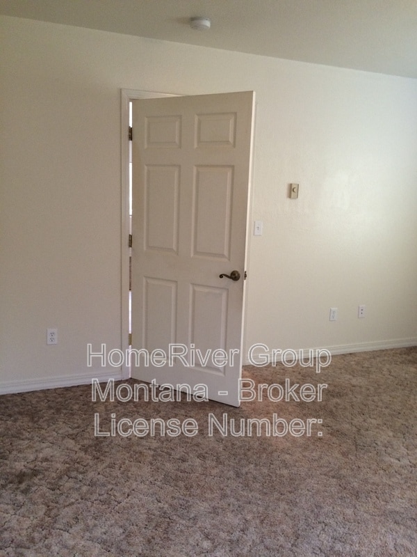 Photo - 2209 S 12th St W