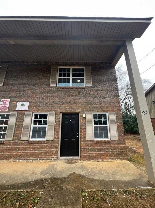 Photo - 435 30th Pl Apartment Unit B