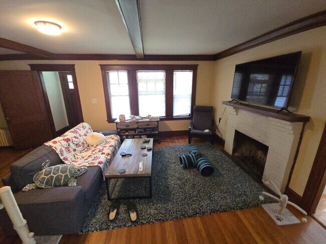 Photo - 283 Lowell Ave Unit 1