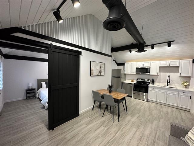 Photo - 3345 8th Ave Unit #sideapartment