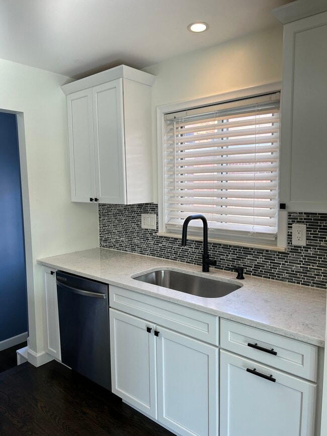 Photo - 52 Elmsford Dr