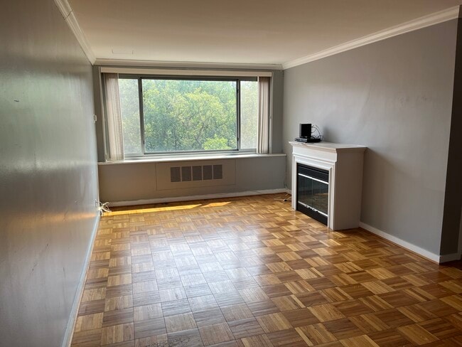 Living Room - Apt 1110 - 4200 Cathedral Ave NW Unit 1110