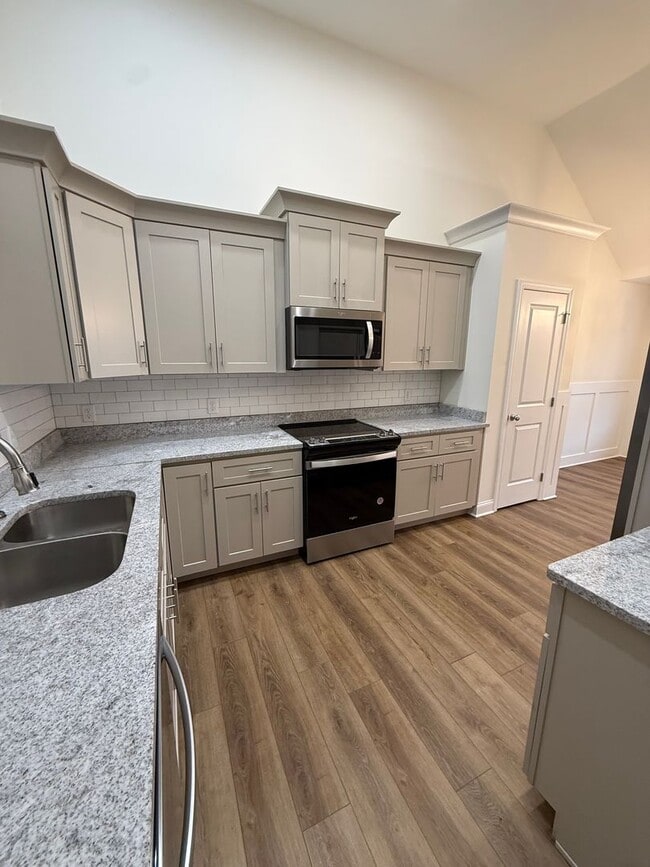 Photo - Ooltewah Rental 3 Bedrooms + Full Finished Basement