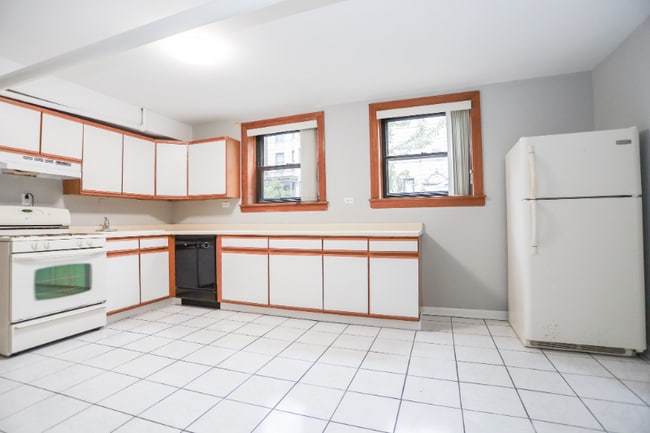 Photo - 1318 W Foster Ave Unidad 2