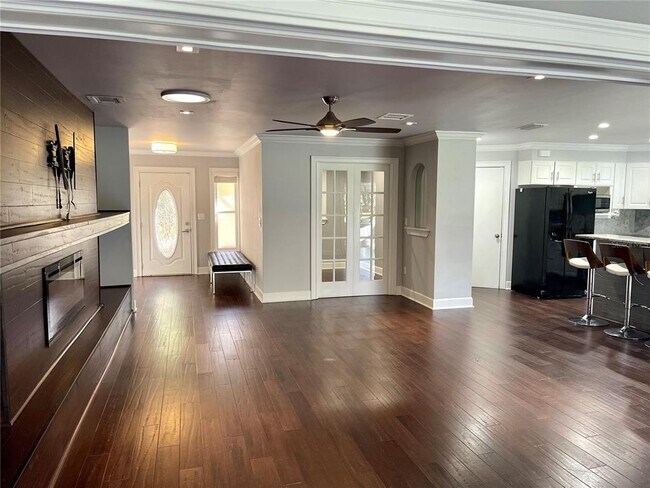 4848 Hawkshead Park