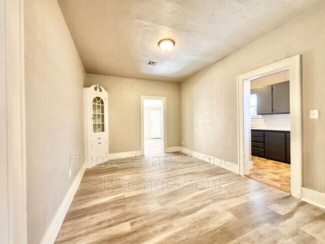 Photo - 2844 NW 14th St