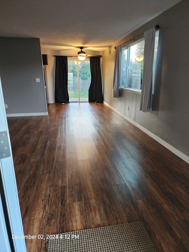 Photo - 1853 NW Adams St