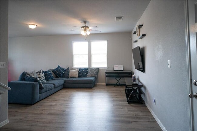 Photo - 160 Shearwater Ln