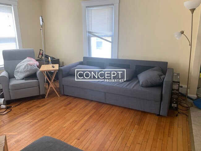 Building Photo - 7 Craigie Terrace Unit 2