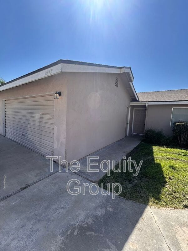 Building Photo - 1533 E Cross Ave Rental