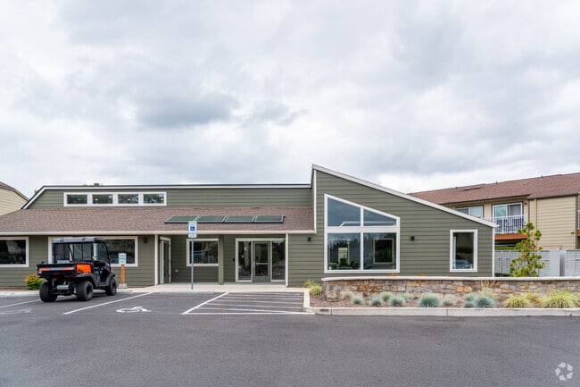 Leasing Office