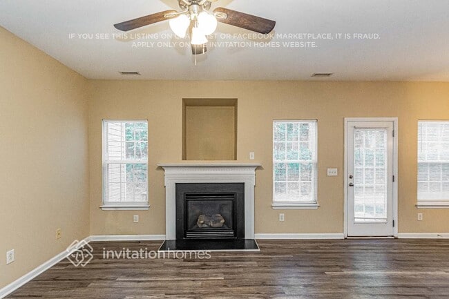 Photo - 5006 Rainmaker Dr