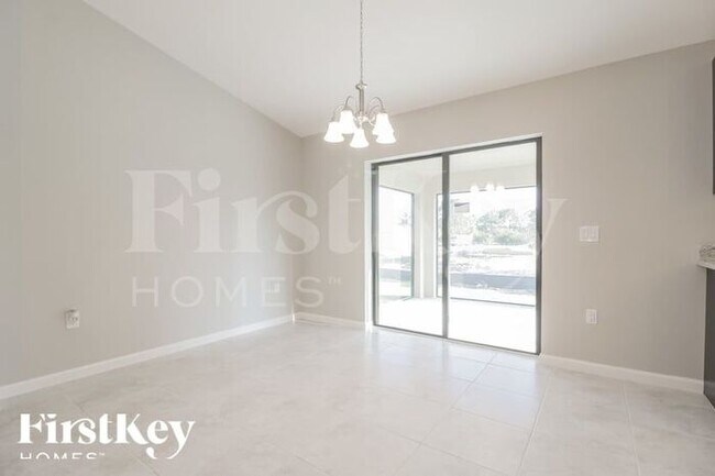 Photo - 446 Rayford St