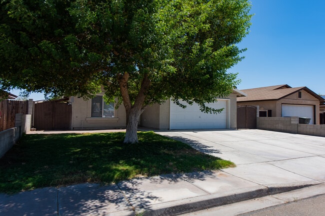 Photo - 8845 E 38th Pl