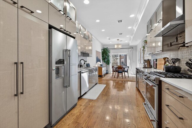 Photo - 926 Park Ave