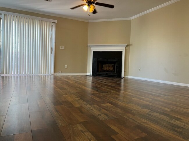 Photo - 6600 Meadow Rue Dr