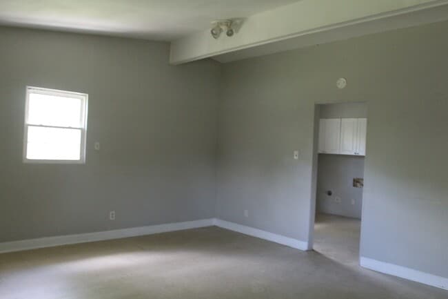 Photo - 1920 Skylane Dr